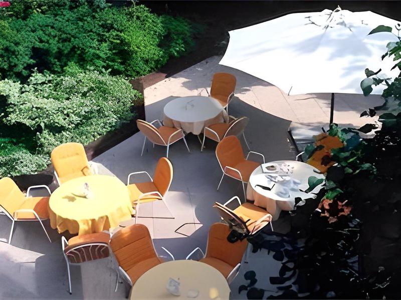 62942CEF4E003E148D41A4066EAAE9DB