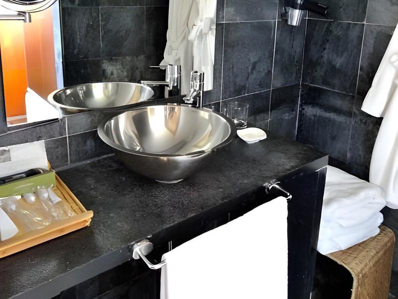 9A9A16E2CCC715A553DADA9D3D771AFB