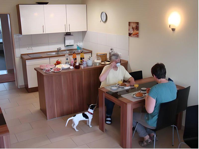 416F7DAB52172D83A502003634D77F11