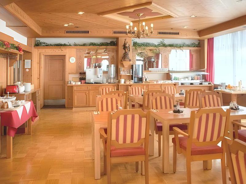 E981562F424A0C2D95EE69666533BB1C