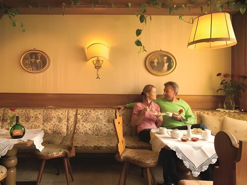 B77596613E444DB8690406B29872105D