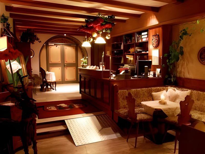 8CDF156241AE8C65933A898882E9A7AD