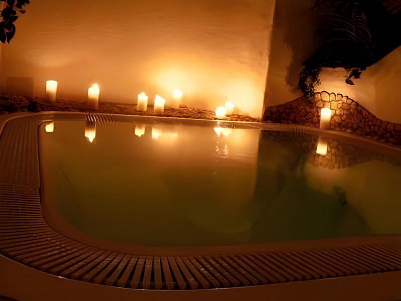 F1440828390DAF62B5F79E22A6984175