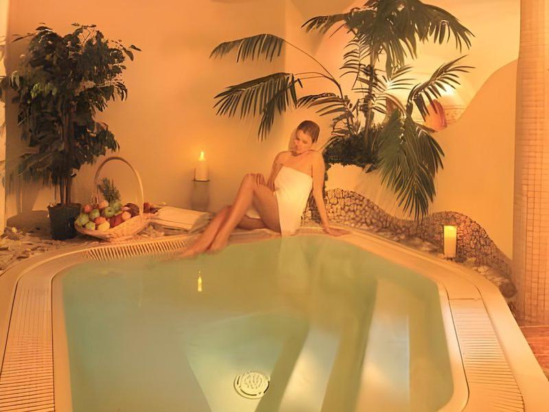 535A57A57F99F84CFF63687B18D650EC