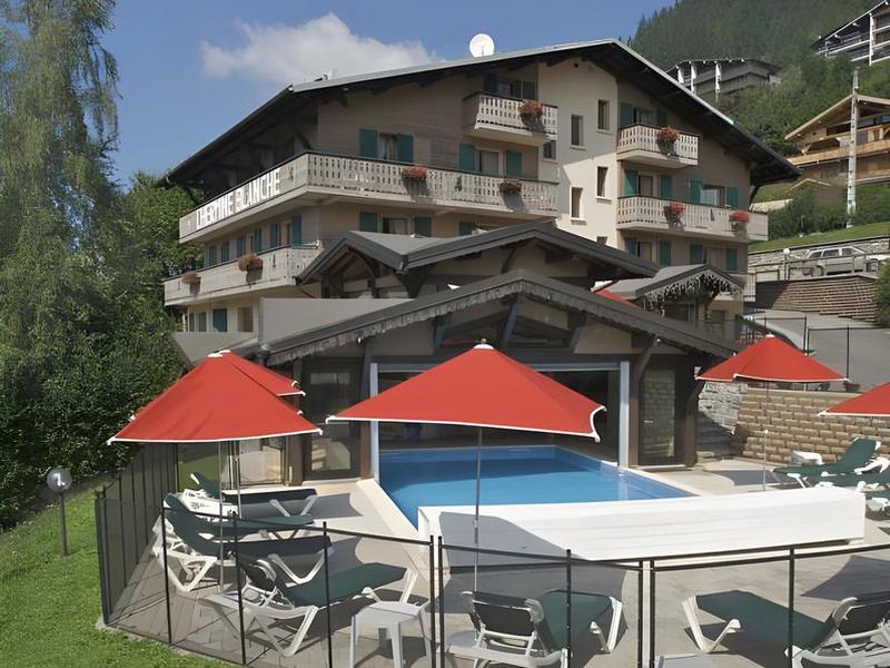 5DA0386A7073F0B8D04117EC83D3AFC1