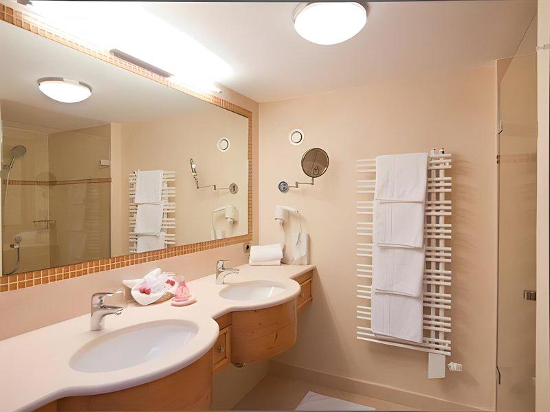 C2E2F6EC1B99EF3ADD839600A93BDDB0