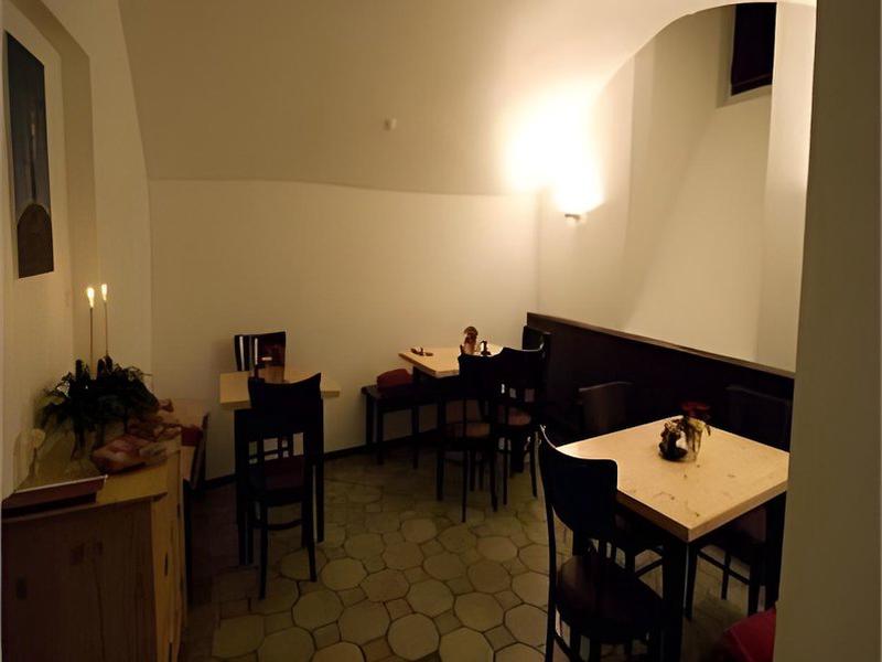 FE50AA3BC9A860A3196A3C53E485F7A9