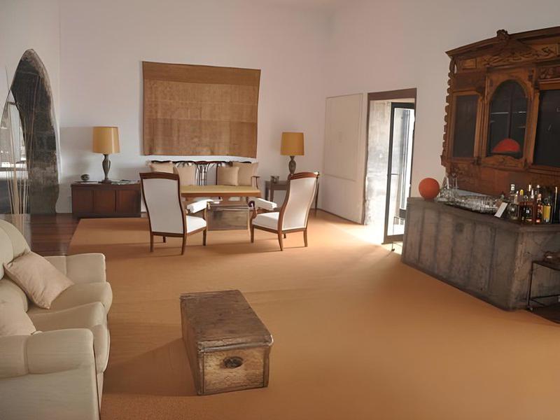 4952B01FA3F068D06FE16D868CB3C41F