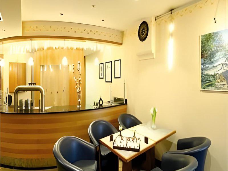 AA81EADC7C7A058C7892265F5D36C9DB