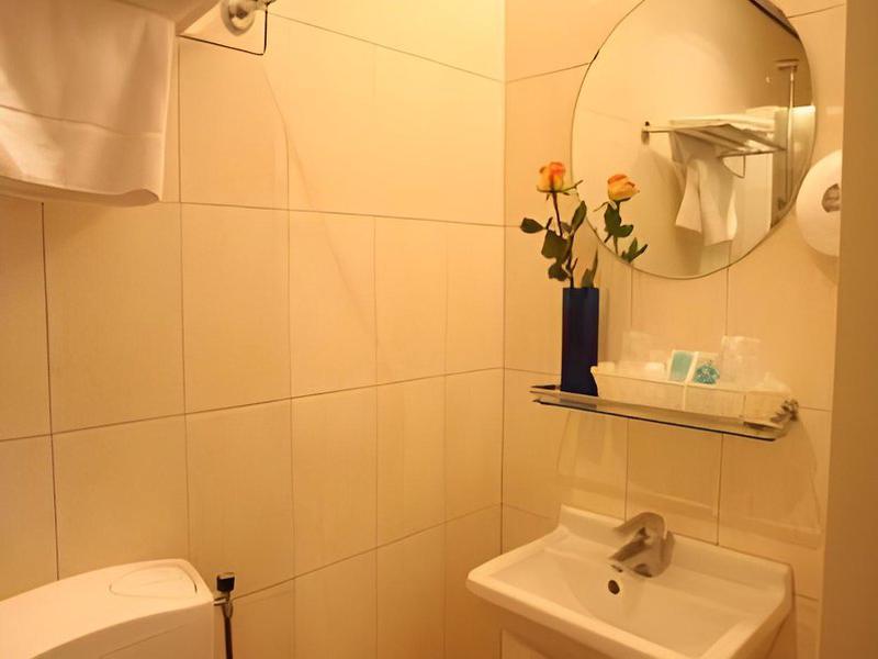 0F82D9D005DD75E9D3C5B790FE2BE7DF