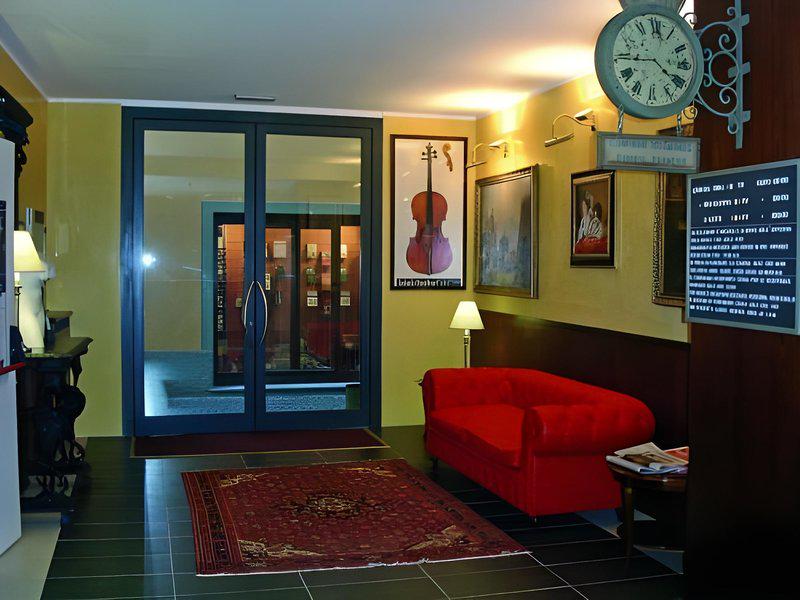 21004F23181B7710E3C75DAD3B1D89FF