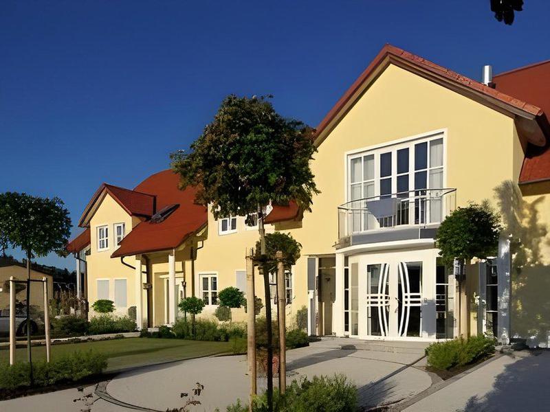 555979F6C3BBED710ACB3E15353C5CDA