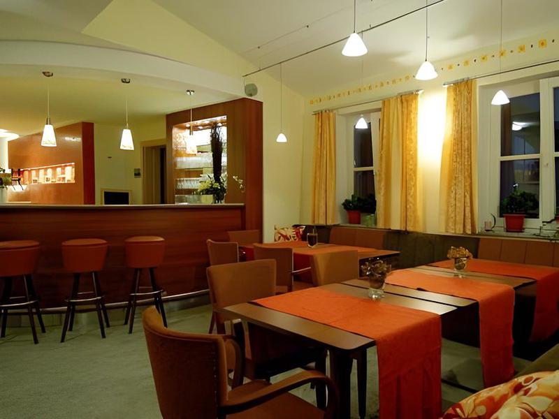 2F0C6AA3F8D20E525602A0C98375BF97