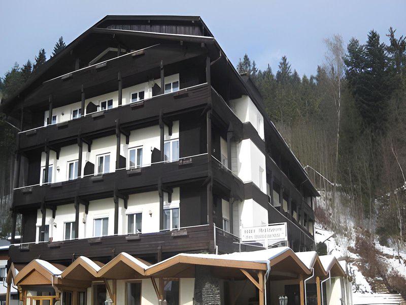 DE363CEE8C9FF53B6013EA3B32C70F87