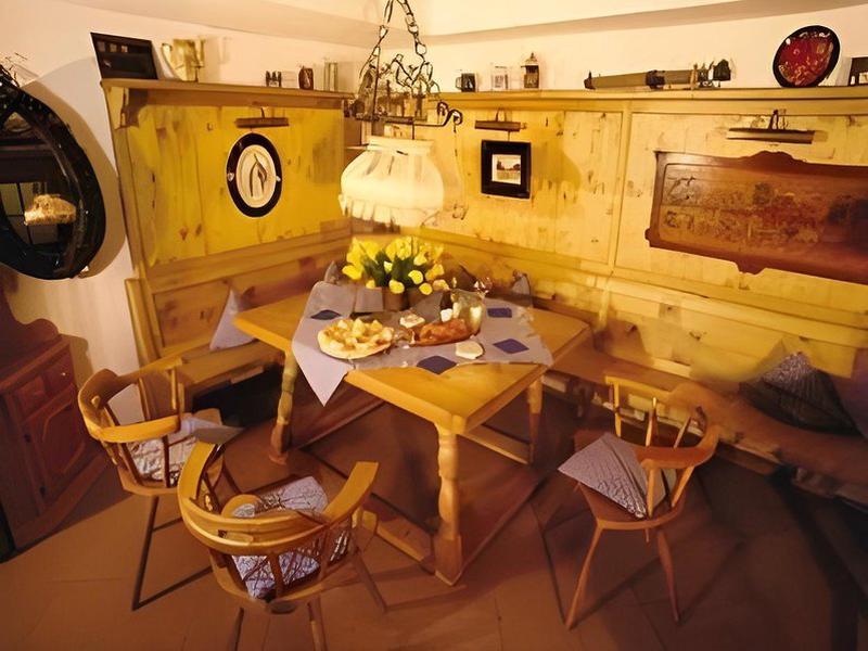 983C3AD05D533AF78F89A3D67BADA2FF