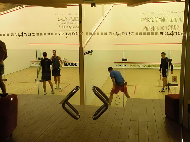 E55D043BFDF6FD87A7EECDB6B4752518