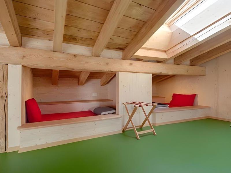 6DE44E5445C82D2774660D455CF7736E