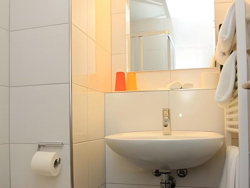 6797626D8184A653522D26E926824B4D