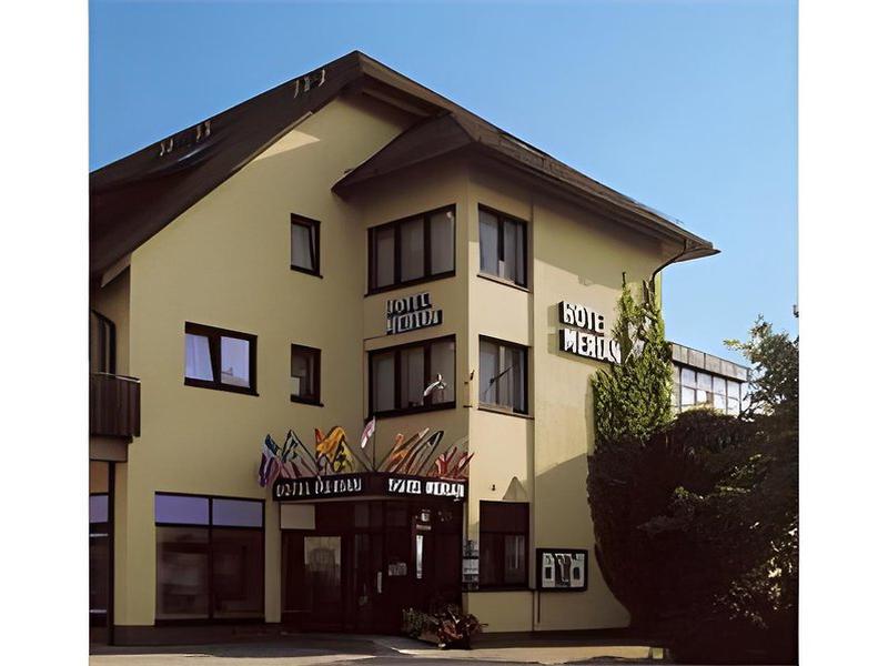 244420BCD61D7AFD1F451AF2489BCE63