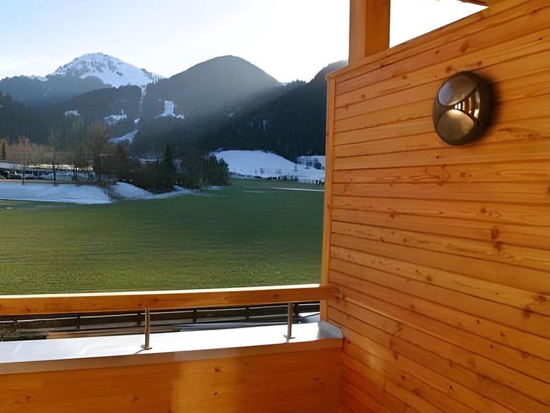 2AFB35C3B69A4090C1992AB7F478F7F9