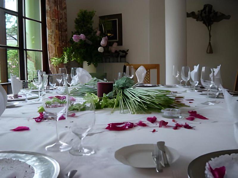 C9F4E0721DA3B4DEC903F8DFA2959F5E