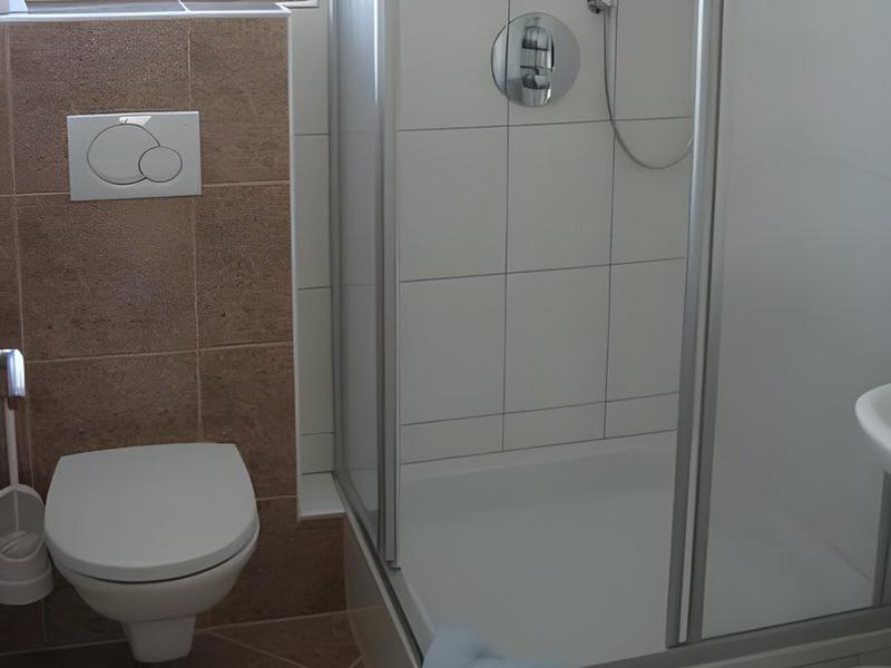 70CCD2C7D5ED70D5E19DD02585CB253C