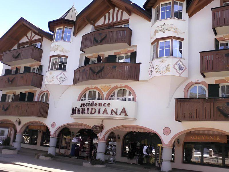 76A4703F086835E6151D54757C940665