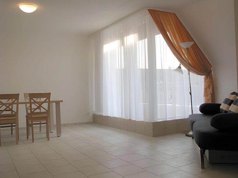 ABE6B612AB427F4FE26A2F7115F6B425