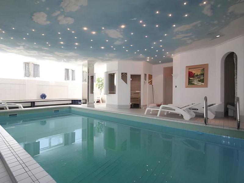 433F9F0BE5DA9809ACC8ADBAA01DEE36