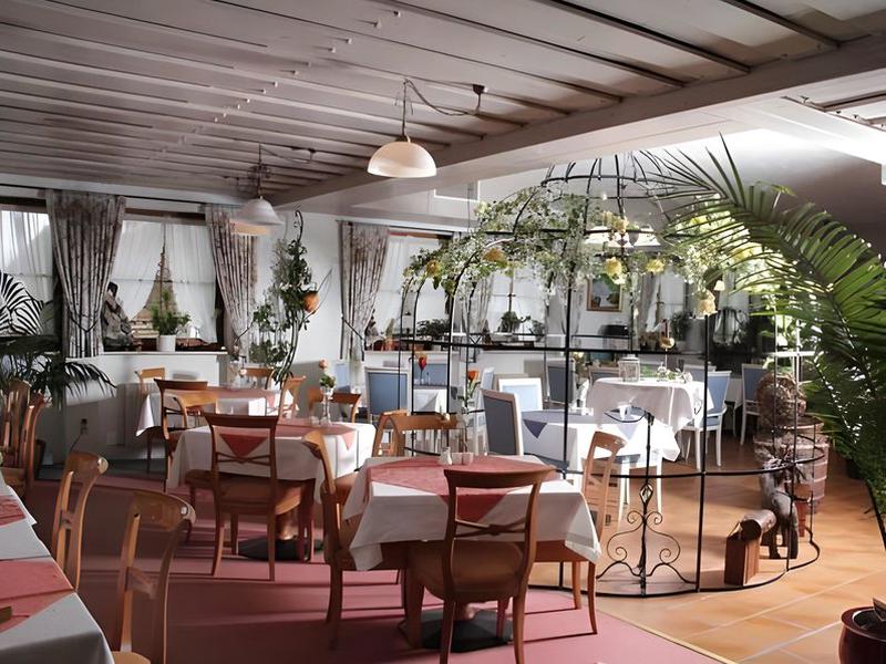 F124F5D6D86EDA9273D943711C5F41C2