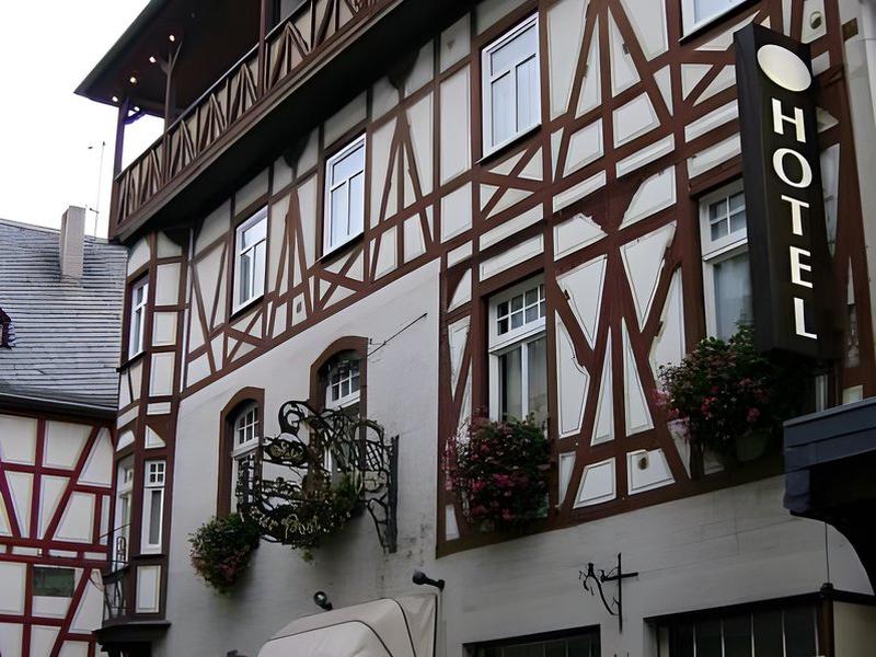 871E10CAA72CB1E504FFE9B81FEC7597