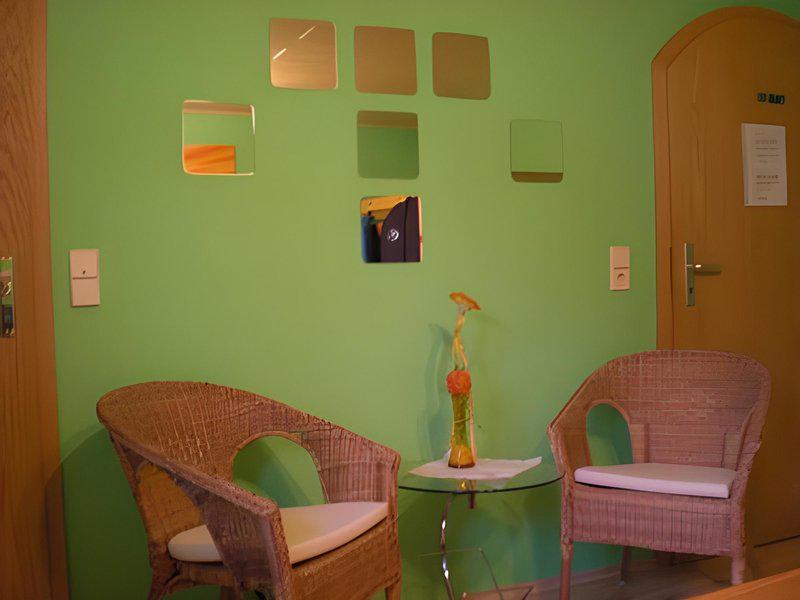 DF111480271902757F12AA6E9CCE75B6