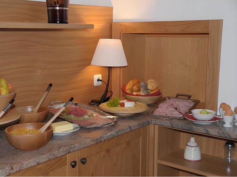 697685FE992E8E14267BE9140CAED5E9