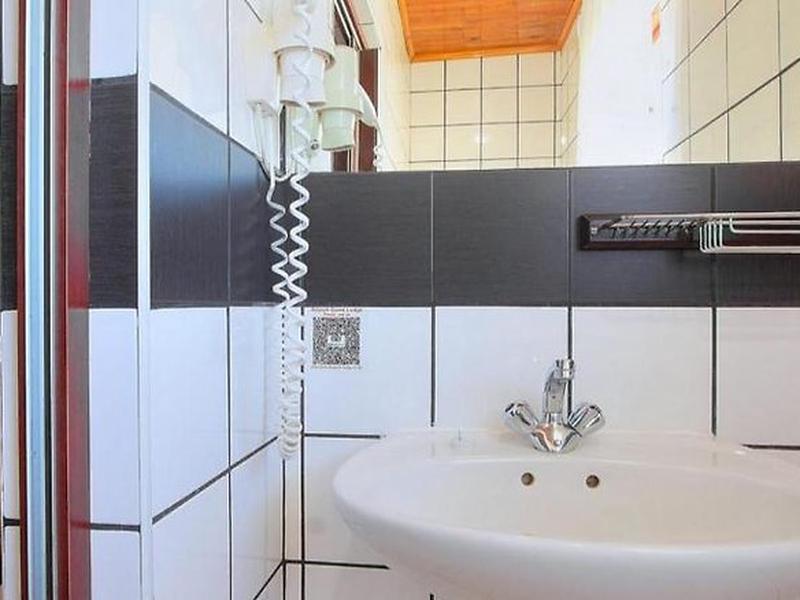 6D378BEED5FACB1168E9835D6B51CE87