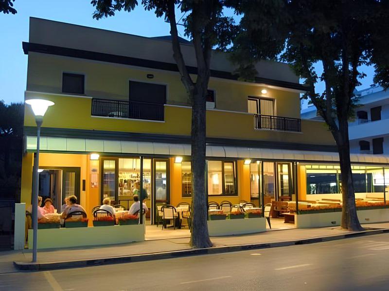 35A868874444E461519C1B2A416C98EA