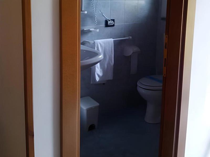 65F454270CA66BE9B5CE88C4706734B8