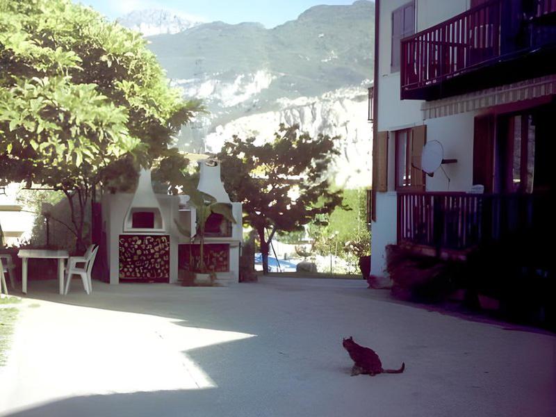 576784115C87E4354A08DB2726F76074