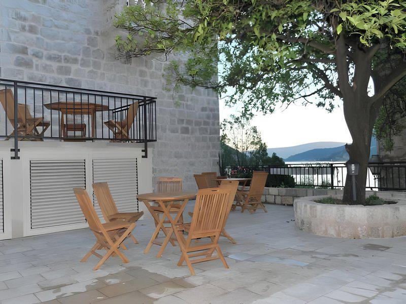 6501D49B7AF4A6F76B6924E139D17176