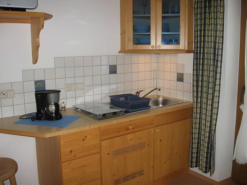 9494D317D610D88F117E81EEAC3F2F86