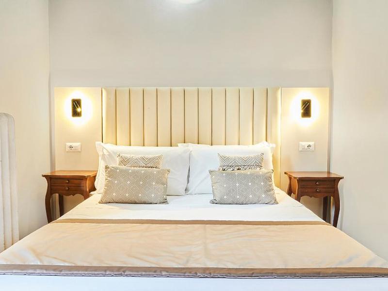 2AC73699E190549E0F87F401CC65FE3E