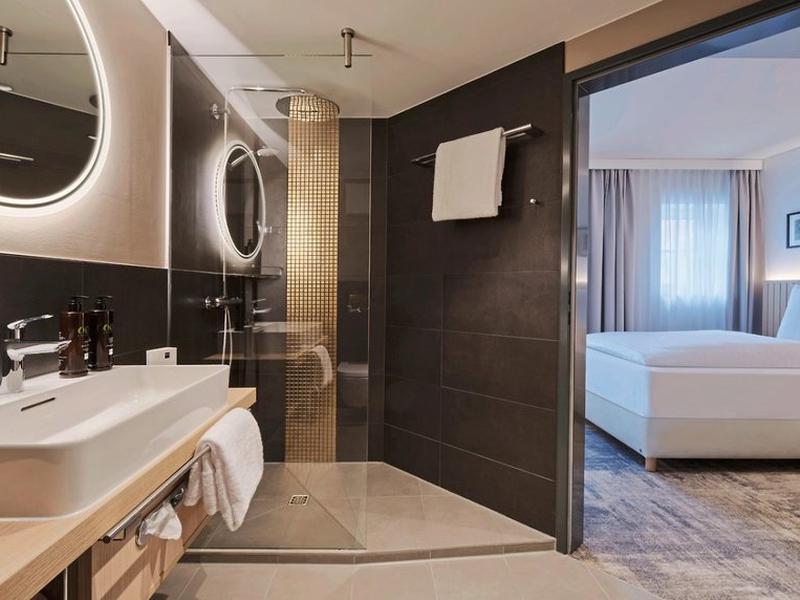 899CA887BA8E5F45C59AB507A1583FB9