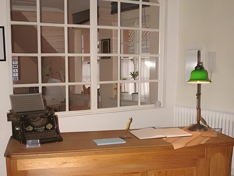 5B599C5E66F373F03D14E731F7A8D751