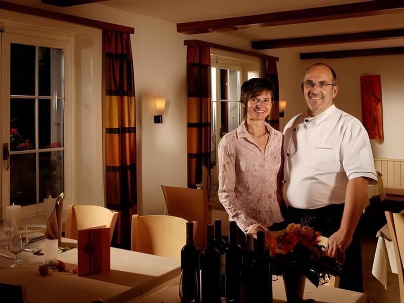 EB98BDE39A372090E750B2FDAD983319