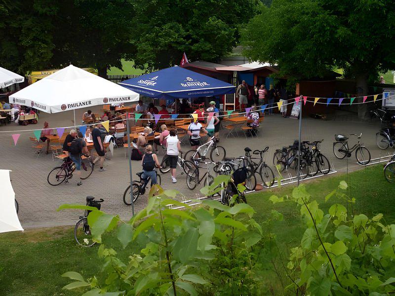 E0EEE508D0378AC10E8E7DD99AE50076