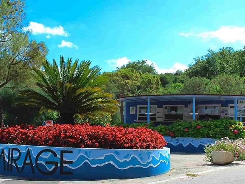 8F61454D48AE2E97CECBF348FBCC8CE6