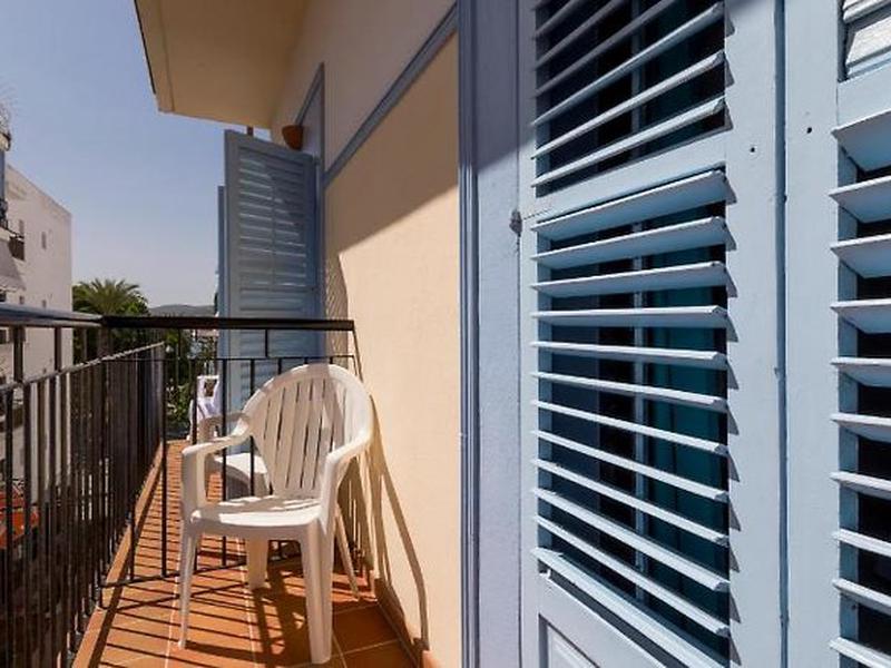 B63FF89A8B6780909F9975A7AAA1E7D4