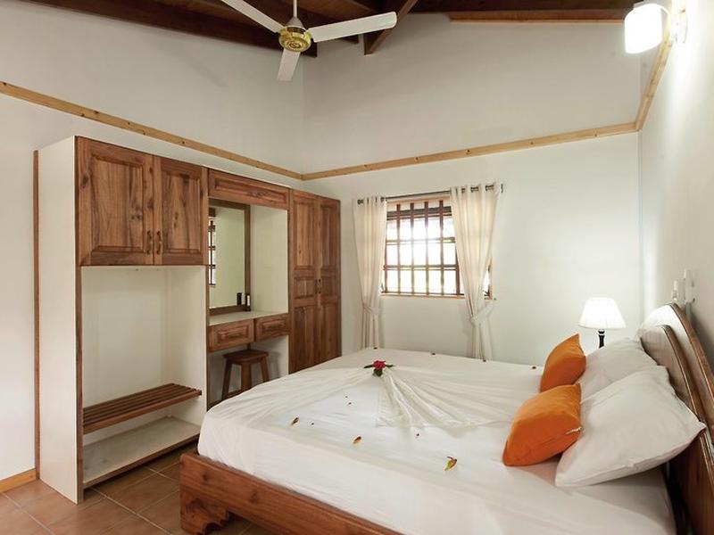 6DA8DB697A031E2698549C018D8AE252