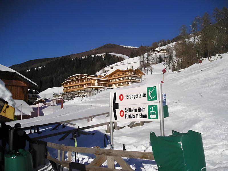 CC6C146E71031FCFBBB9E5ADF0CC9646