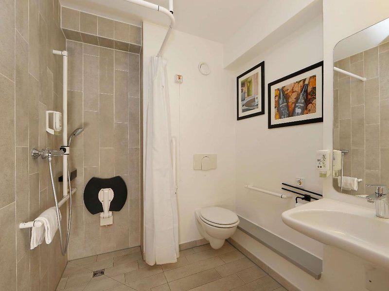 A7371B2FA26DFF213DD08B8F8AAB84D1