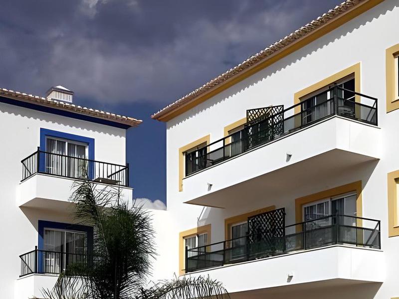 8F4A50B719EE1AB44A1AD27E1DC257B2